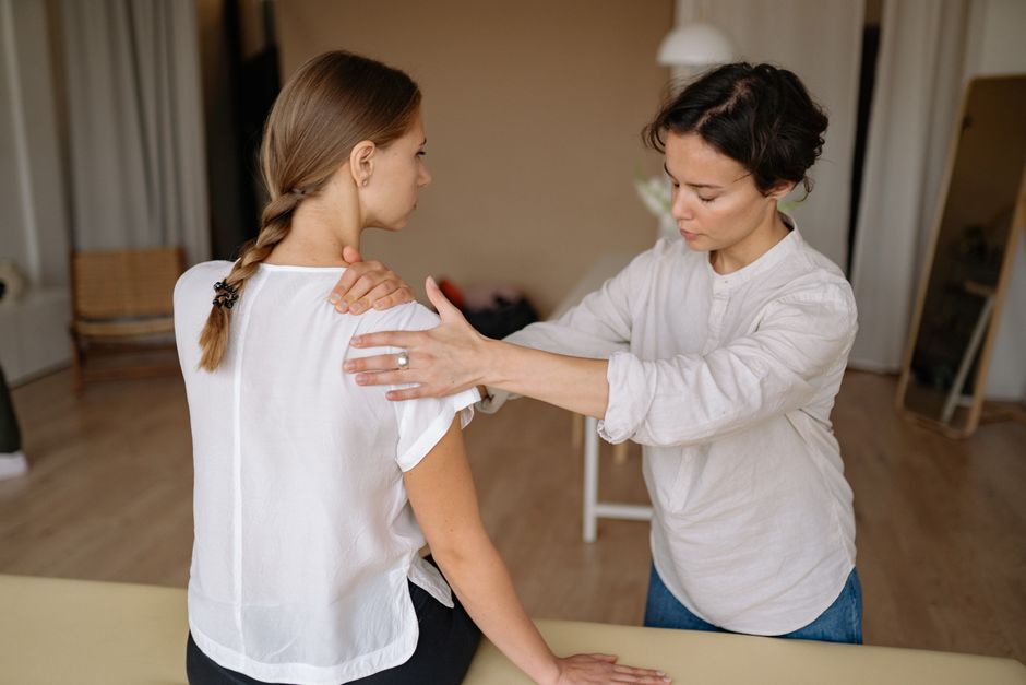 Tratamiento de fisioterapia de hombro en Clínica Runa Tres Cantos